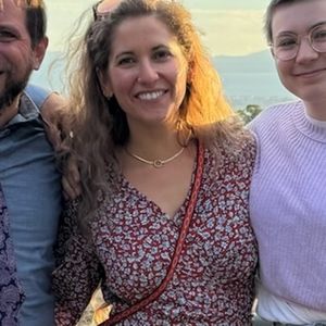 Meet your Posher, Stella